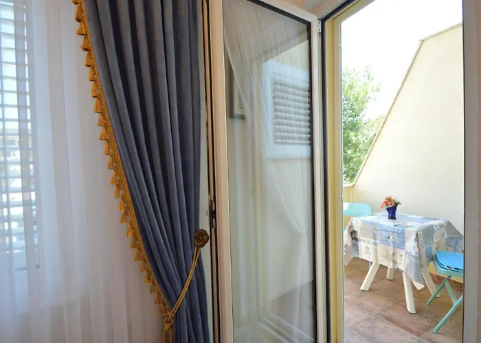 Friedrich-3 By Interhome * Tribalj