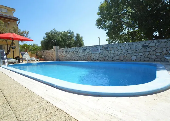 Friedrich-3 By Interhome * Tribalj