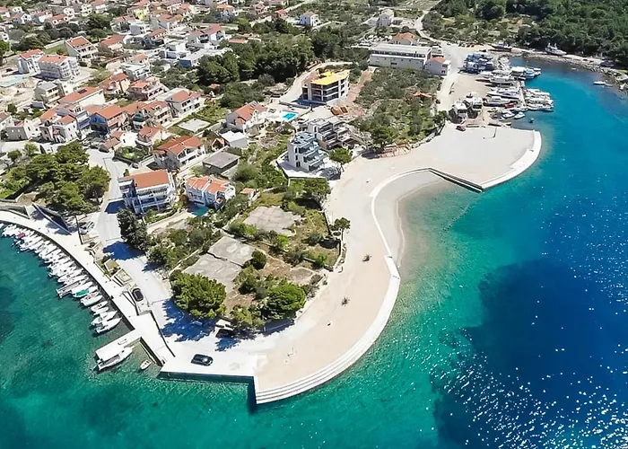 Friedrich-3 By Interhome